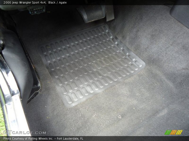 Black / Agate 2000 Jeep Wrangler Sport 4x4