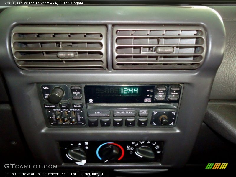 Audio System of 2000 Wrangler Sport 4x4