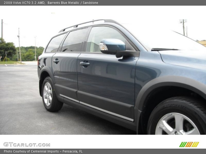 Barrents Blue Metallic / Sandstone 2009 Volvo XC70 3.2 AWD