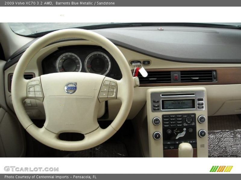 Barrents Blue Metallic / Sandstone 2009 Volvo XC70 3.2 AWD