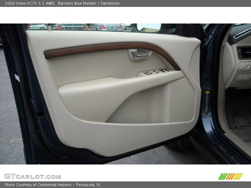Barrents Blue Metallic / Sandstone 2009 Volvo XC70 3.2 AWD