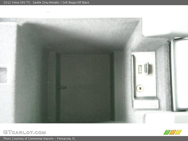 Saville Grey Metallic / Soft Beige/Off Black 2012 Volvo S60 T5