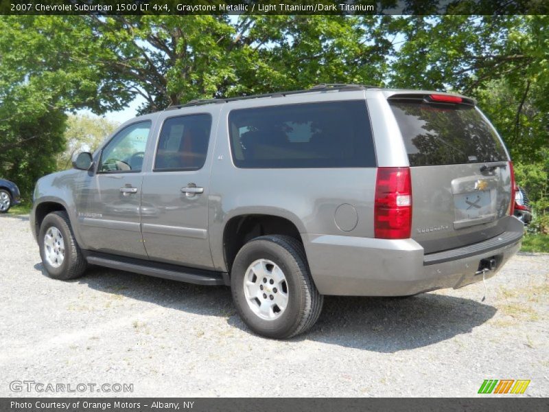 Graystone Metallic / Light Titanium/Dark Titanium 2007 Chevrolet Suburban 1500 LT 4x4