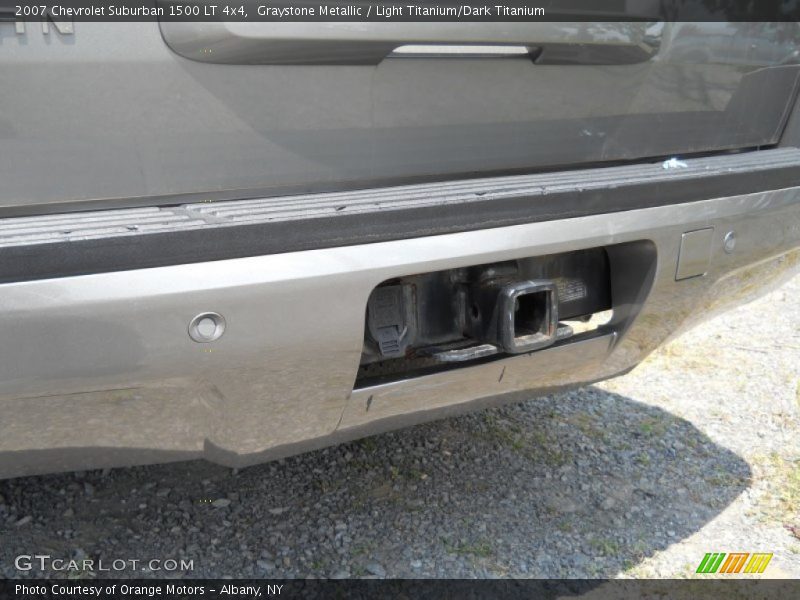 Graystone Metallic / Light Titanium/Dark Titanium 2007 Chevrolet Suburban 1500 LT 4x4