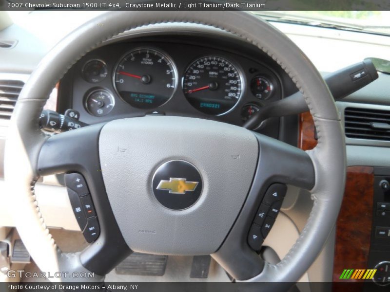 Graystone Metallic / Light Titanium/Dark Titanium 2007 Chevrolet Suburban 1500 LT 4x4