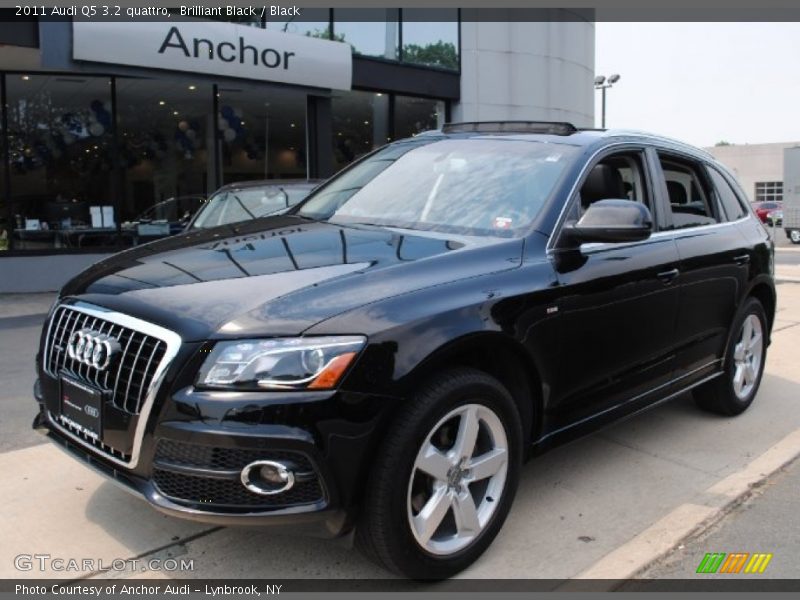 Brilliant Black / Black 2011 Audi Q5 3.2 quattro