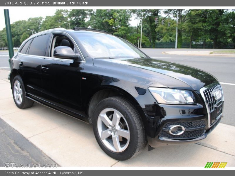 Brilliant Black / Black 2011 Audi Q5 3.2 quattro