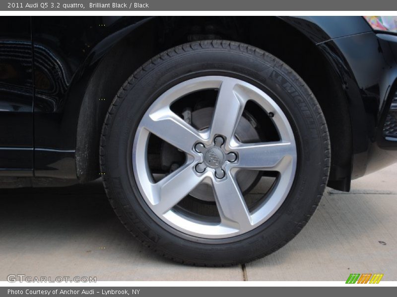Brilliant Black / Black 2011 Audi Q5 3.2 quattro