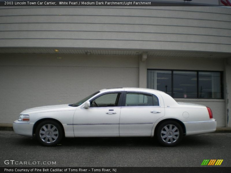 White Pearl / Medium Dark Parchment/Light Parchment 2003 Lincoln Town Car Cartier