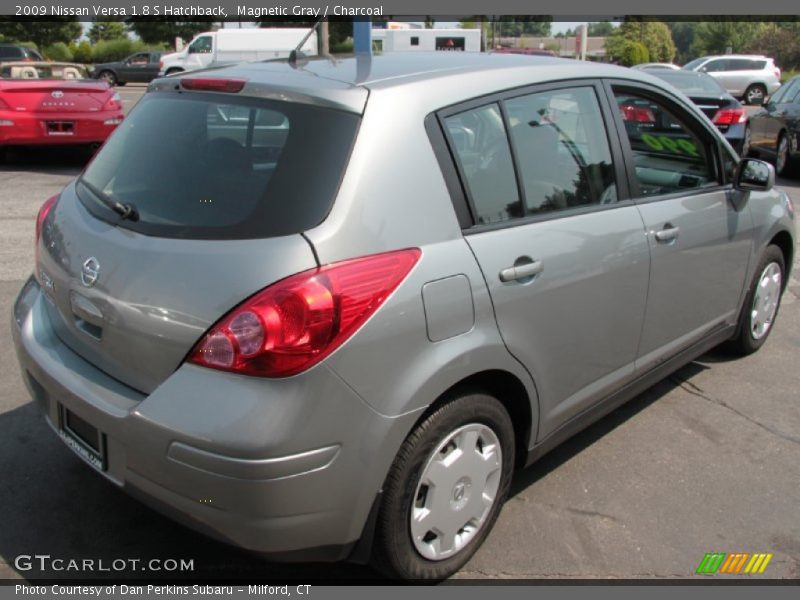 Magnetic Gray / Charcoal 2009 Nissan Versa 1.8 S Hatchback