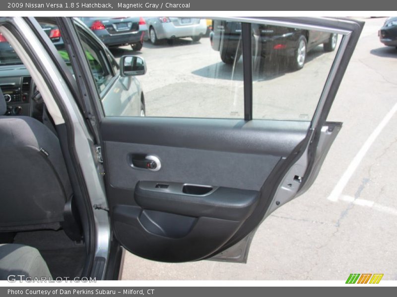 Magnetic Gray / Charcoal 2009 Nissan Versa 1.8 S Hatchback