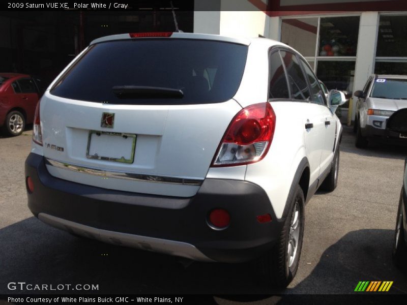Polar White / Gray 2009 Saturn VUE XE