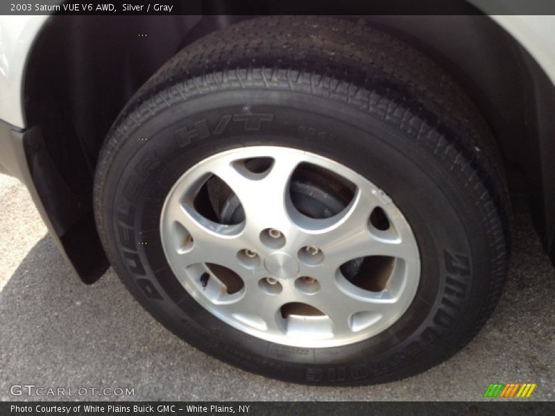 Silver / Gray 2003 Saturn VUE V6 AWD