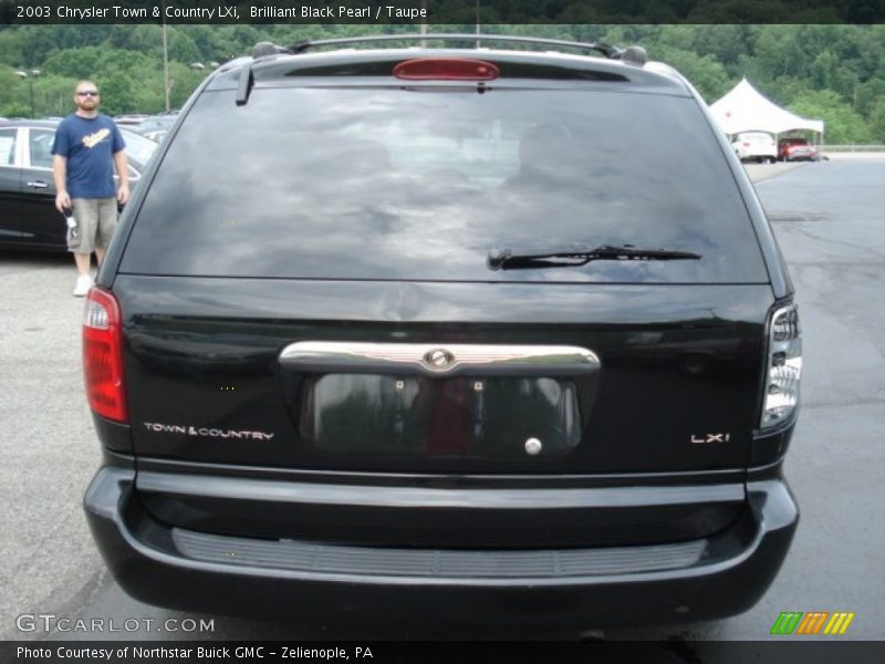 Brilliant Black Pearl / Taupe 2003 Chrysler Town & Country LXi