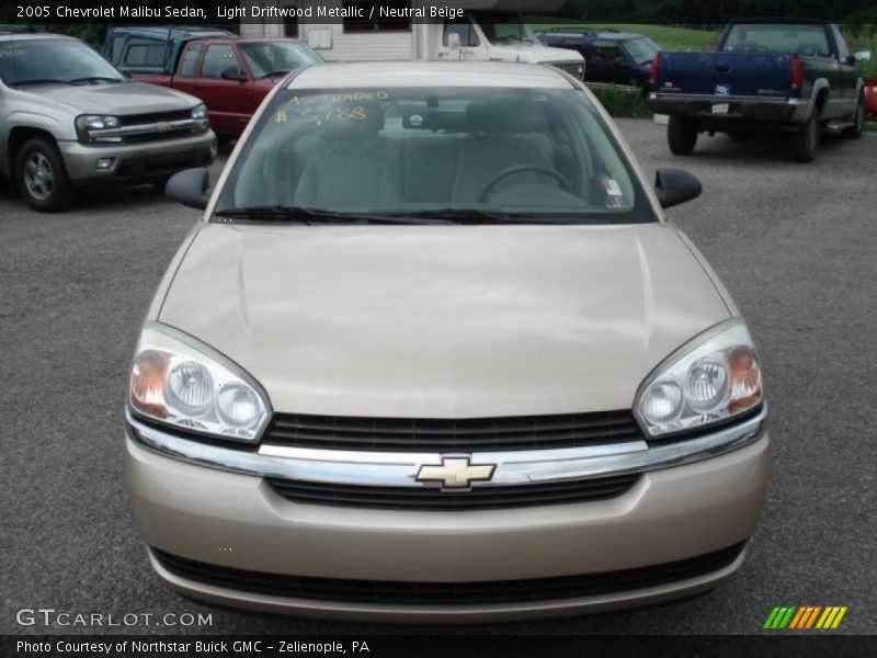 Light Driftwood Metallic / Neutral Beige 2005 Chevrolet Malibu Sedan