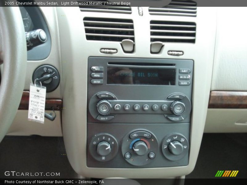 Light Driftwood Metallic / Neutral Beige 2005 Chevrolet Malibu Sedan