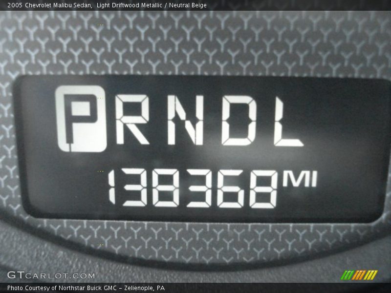 Light Driftwood Metallic / Neutral Beige 2005 Chevrolet Malibu Sedan