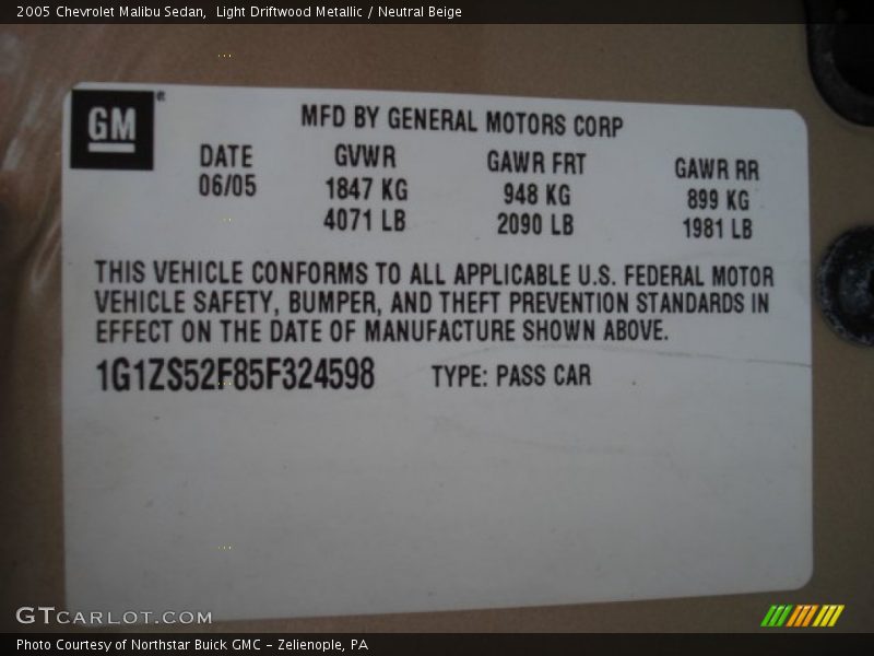 Light Driftwood Metallic / Neutral Beige 2005 Chevrolet Malibu Sedan