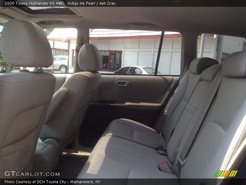 Indigo Ink Pearl / Ash Gray 2006 Toyota Highlander V6 4WD