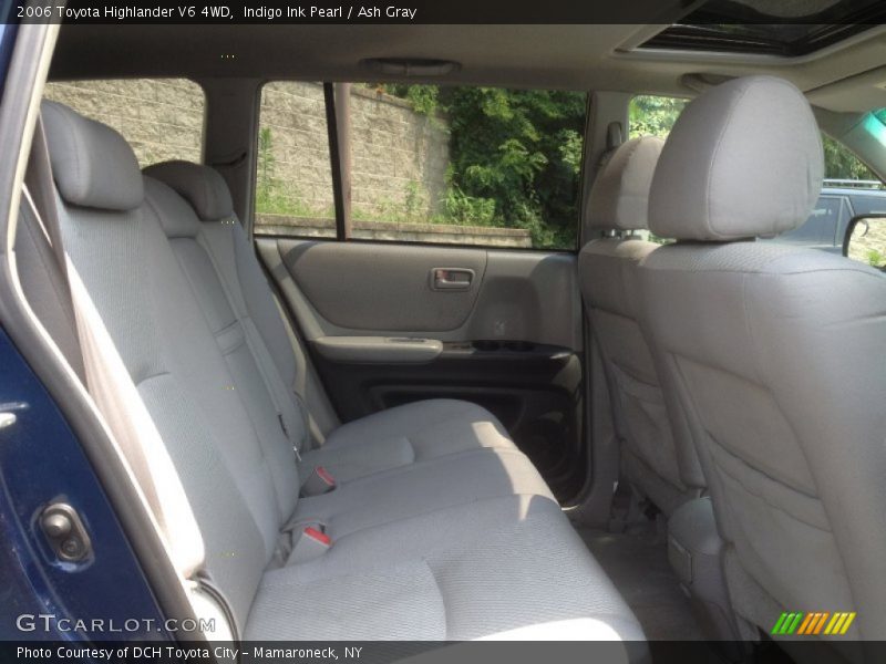 Indigo Ink Pearl / Ash Gray 2006 Toyota Highlander V6 4WD