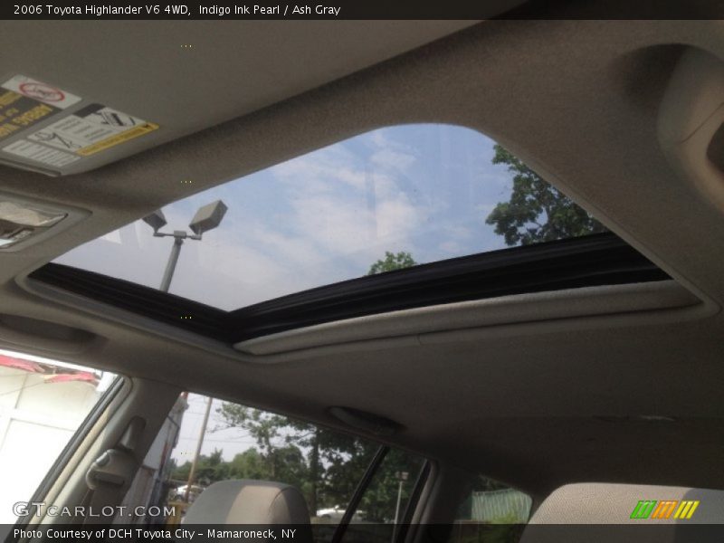 Indigo Ink Pearl / Ash Gray 2006 Toyota Highlander V6 4WD