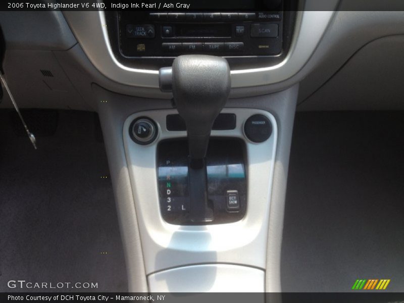 Indigo Ink Pearl / Ash Gray 2006 Toyota Highlander V6 4WD