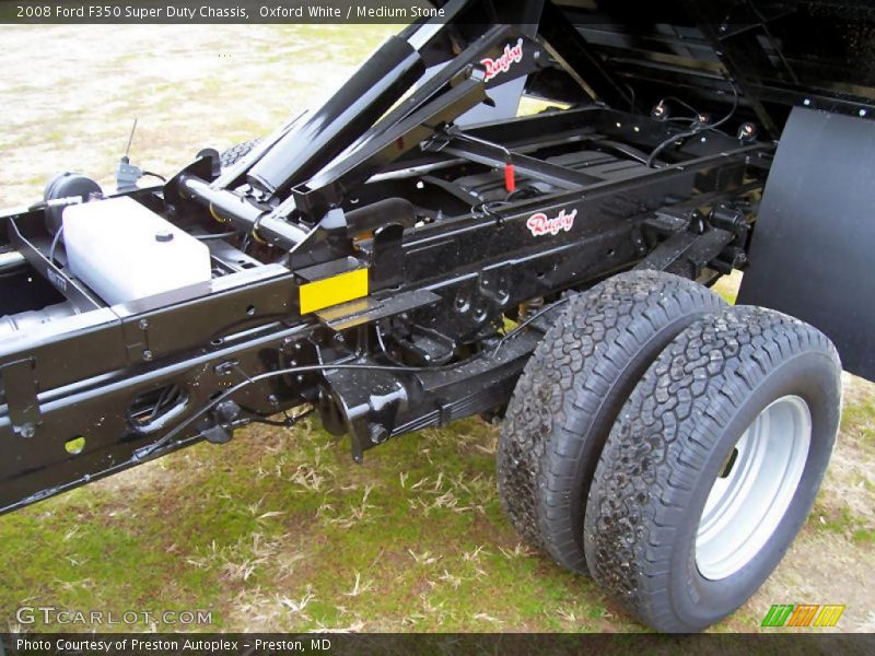 Oxford White / Medium Stone 2008 Ford F350 Super Duty Chassis