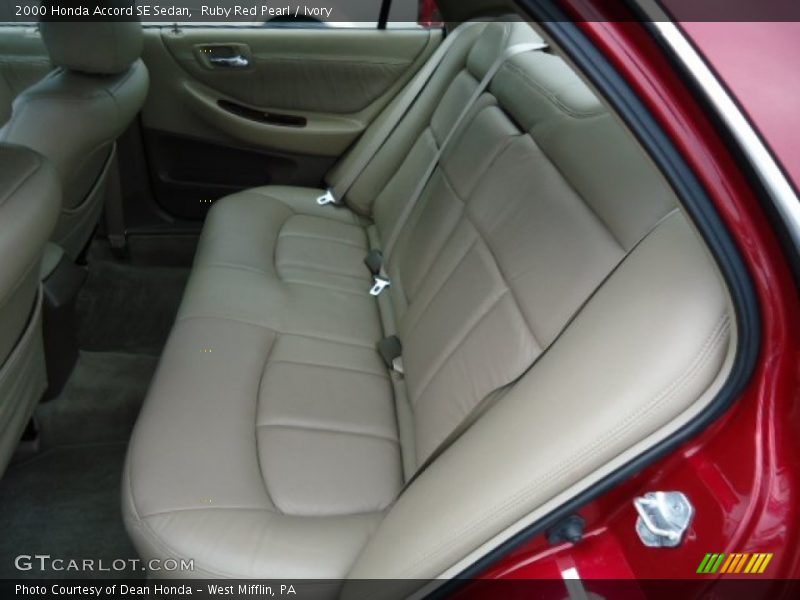 Ruby Red Pearl / Ivory 2000 Honda Accord SE Sedan
