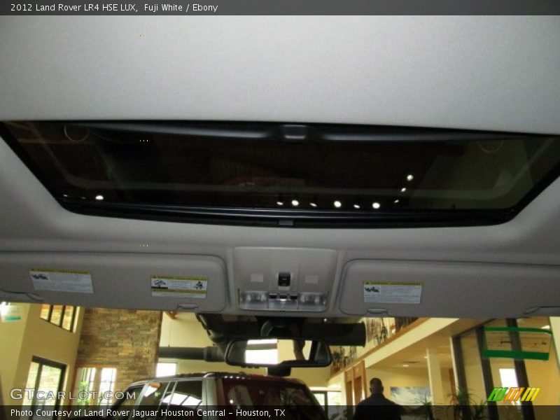 Fuji White / Ebony 2012 Land Rover LR4 HSE LUX