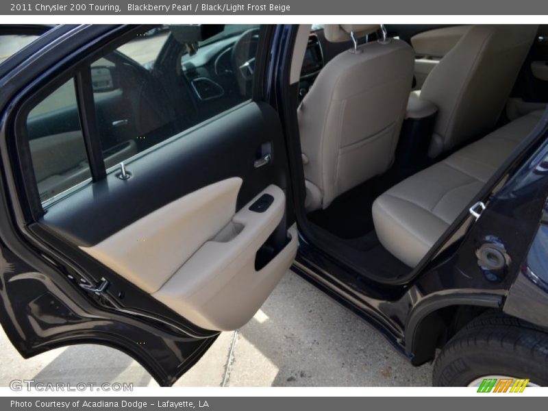 Blackberry Pearl / Black/Light Frost Beige 2011 Chrysler 200 Touring