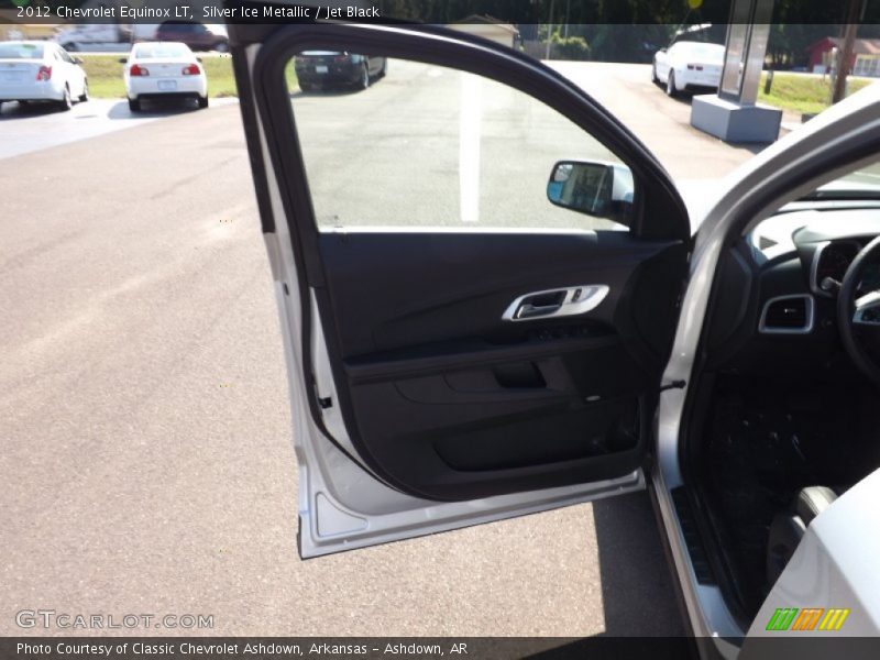 Silver Ice Metallic / Jet Black 2012 Chevrolet Equinox LT
