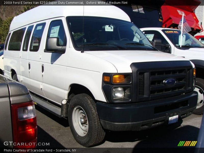 Oxford White / Medium Flint 2009 Ford E Series Van E250 Super Duty Commercial