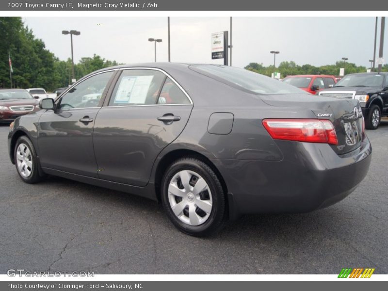 Magnetic Gray Metallic / Ash 2007 Toyota Camry LE