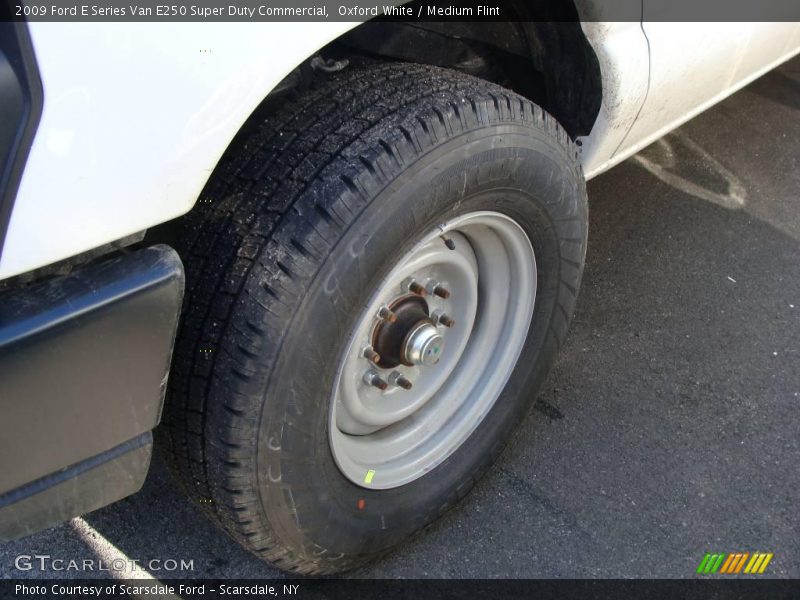 Oxford White / Medium Flint 2009 Ford E Series Van E250 Super Duty Commercial