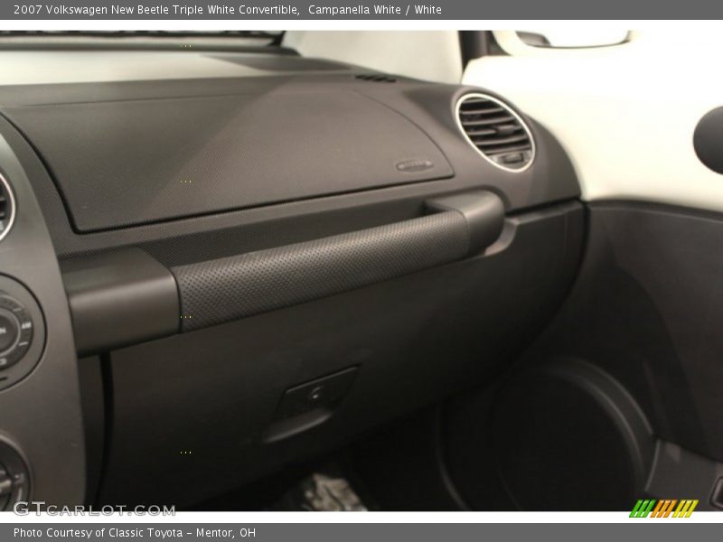Campanella White / White 2007 Volkswagen New Beetle Triple White Convertible