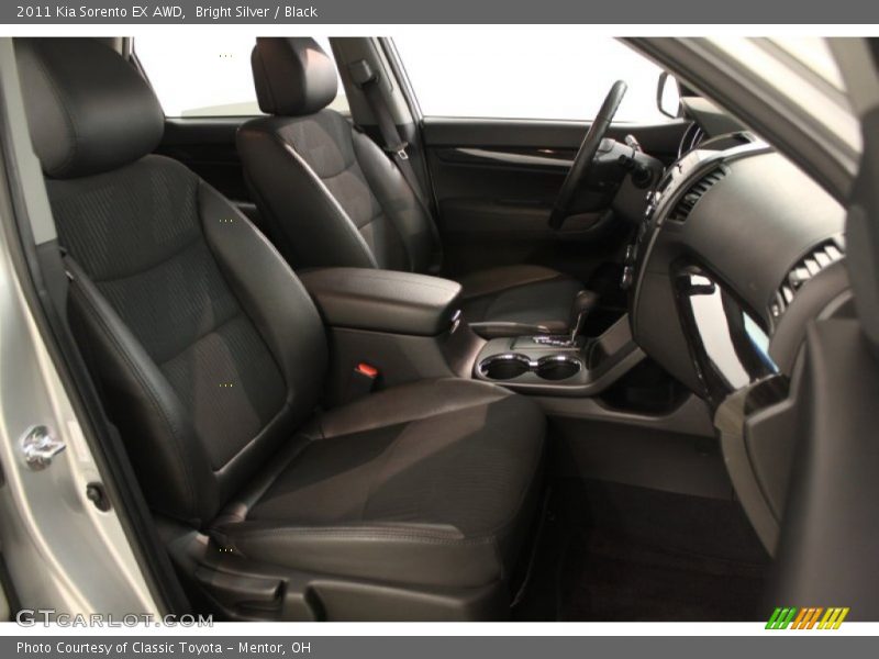 Bright Silver / Black 2011 Kia Sorento EX AWD