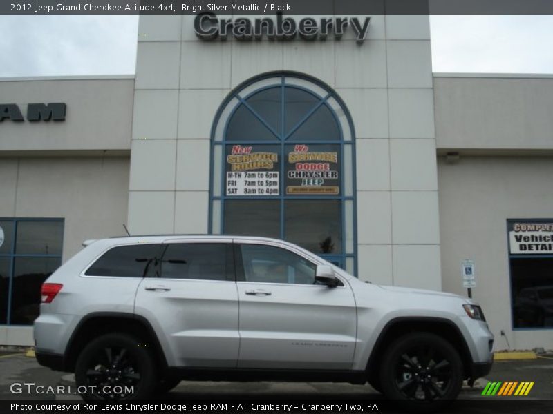 Bright Silver Metallic / Black 2012 Jeep Grand Cherokee Altitude 4x4
