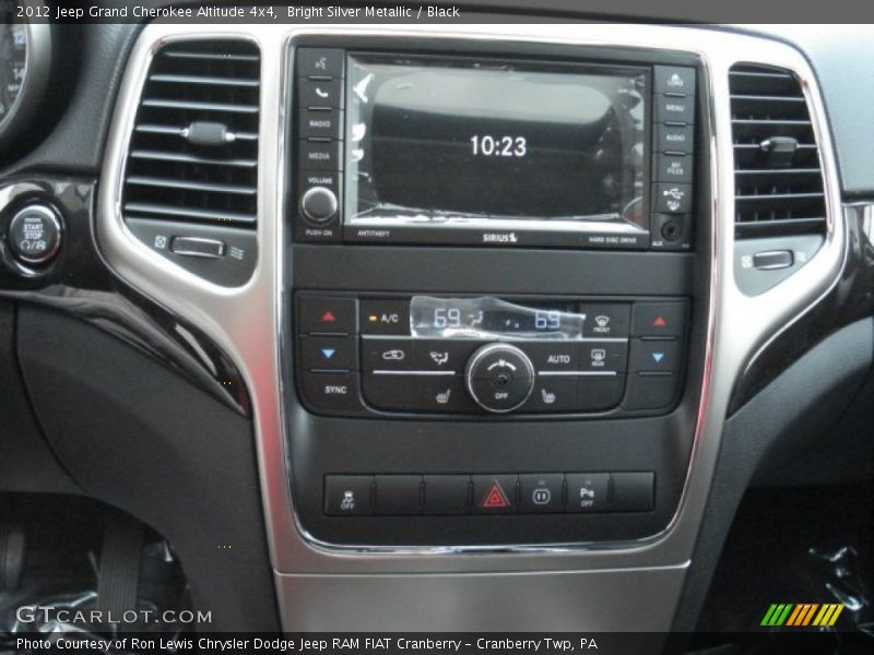 Bright Silver Metallic / Black 2012 Jeep Grand Cherokee Altitude 4x4