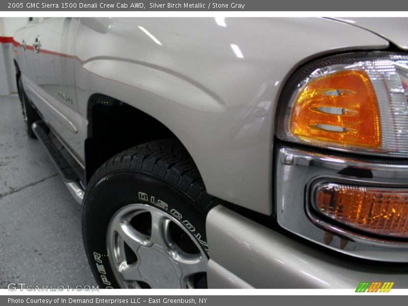 Silver Birch Metallic / Stone Gray 2005 GMC Sierra 1500 Denali Crew Cab AWD