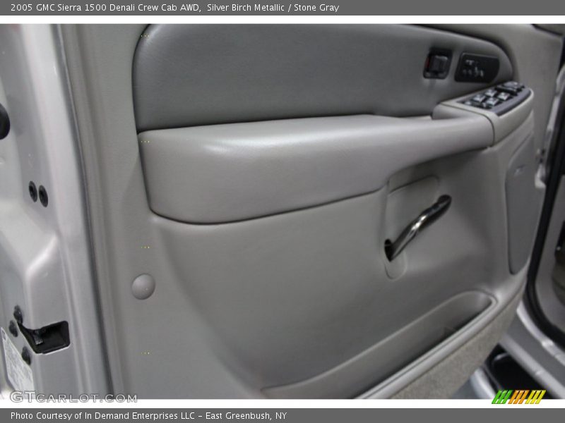 Silver Birch Metallic / Stone Gray 2005 GMC Sierra 1500 Denali Crew Cab AWD