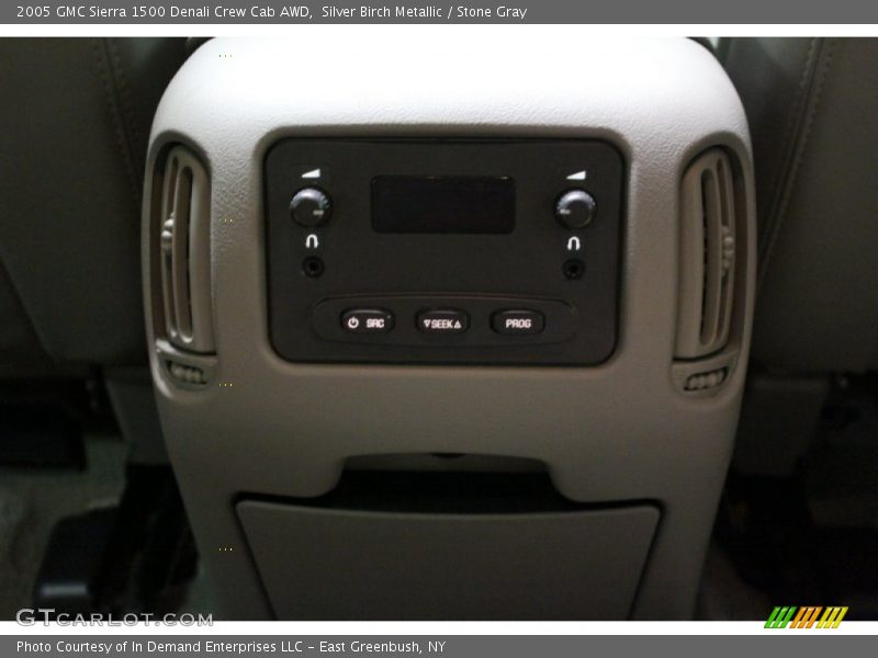 Silver Birch Metallic / Stone Gray 2005 GMC Sierra 1500 Denali Crew Cab AWD
