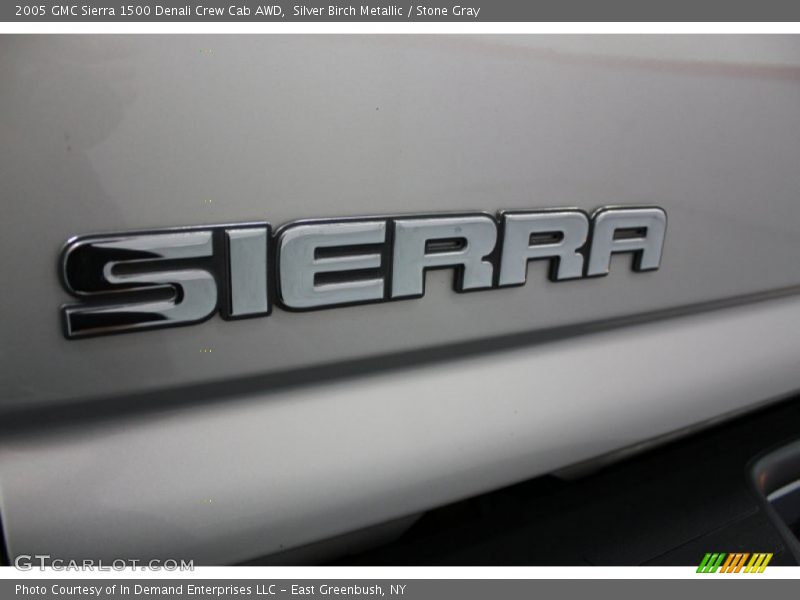 Silver Birch Metallic / Stone Gray 2005 GMC Sierra 1500 Denali Crew Cab AWD