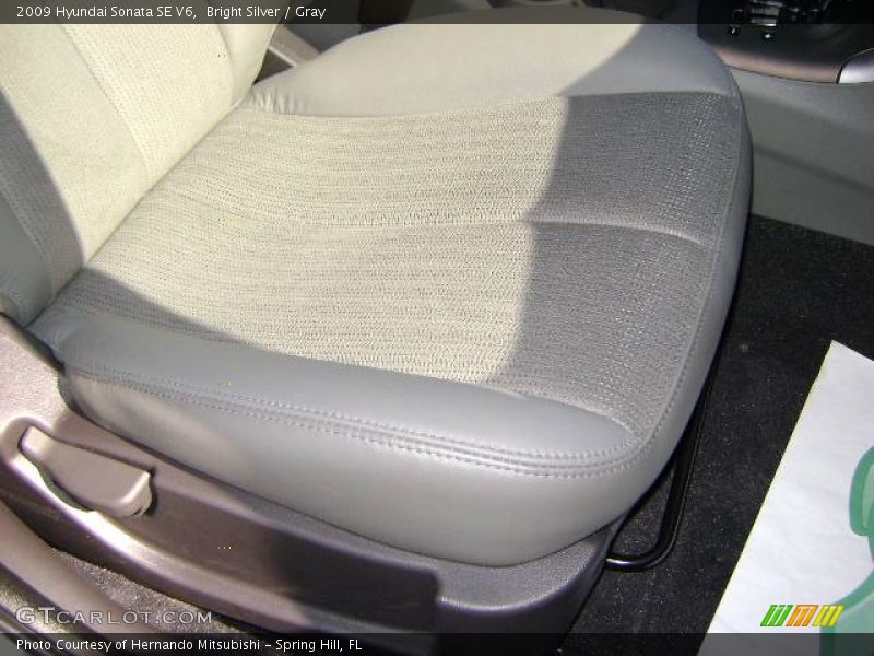Bright Silver / Gray 2009 Hyundai Sonata SE V6