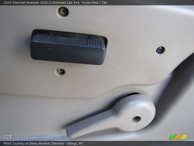Victory Red / Tan 2004 Chevrolet Silverado 1500 LS Extended Cab 4x4