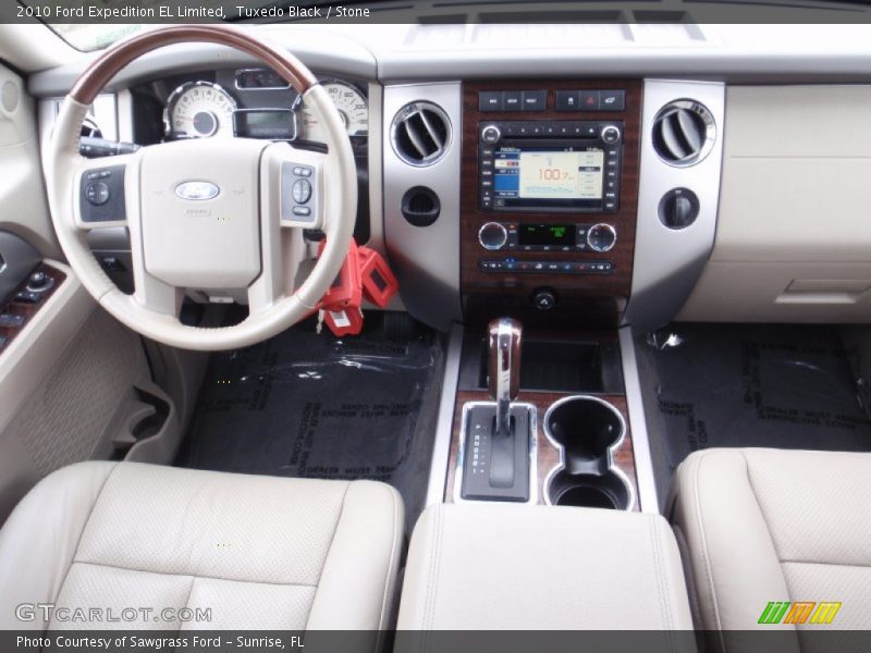 Dashboard of 2010 Expedition EL Limited