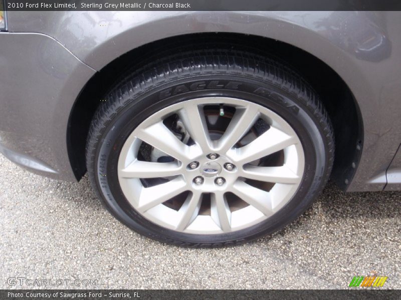 Sterling Grey Metallic / Charcoal Black 2010 Ford Flex Limited