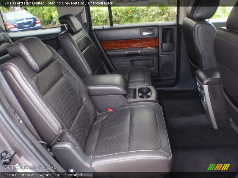 Sterling Grey Metallic / Charcoal Black 2010 Ford Flex Limited