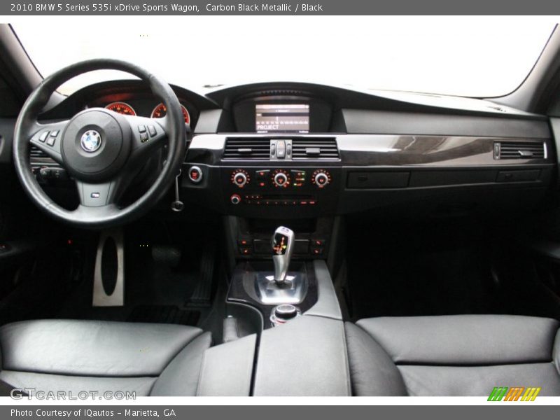 Dashboard of 2010 5 Series 535i xDrive Sports Wagon