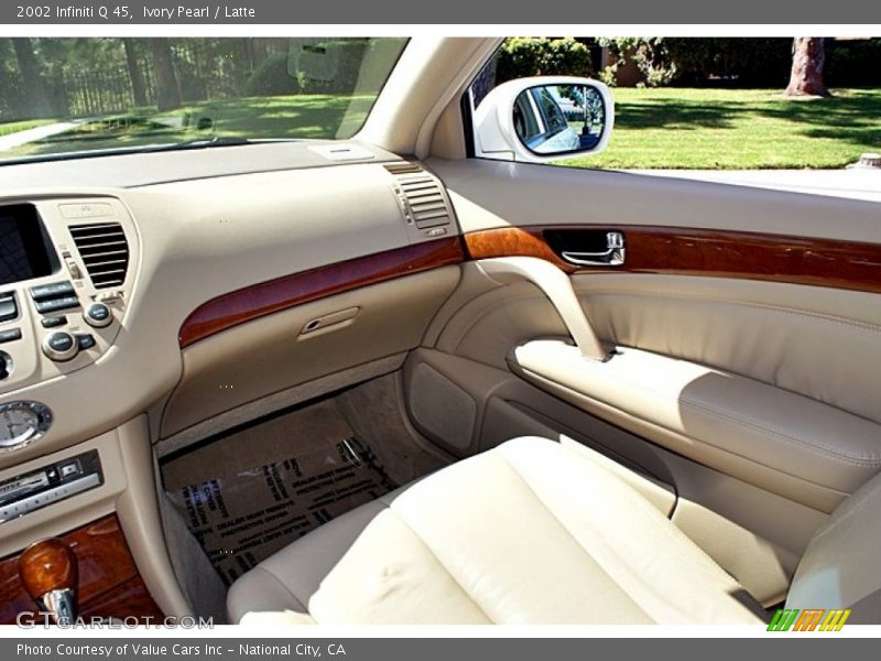 Ivory Pearl / Latte 2002 Infiniti Q 45