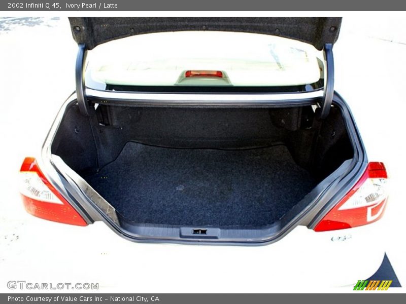 Ivory Pearl / Latte 2002 Infiniti Q 45